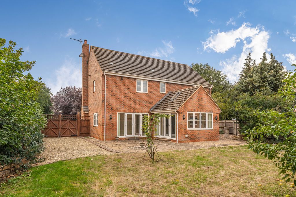 Twyford Gardens Twyford